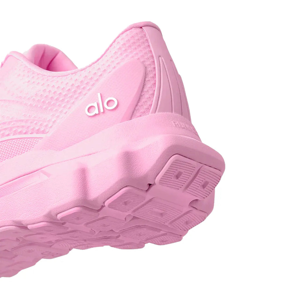 Alo Runner 'Sweet Pink' (Women)